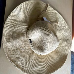 Tan straw, beach hat